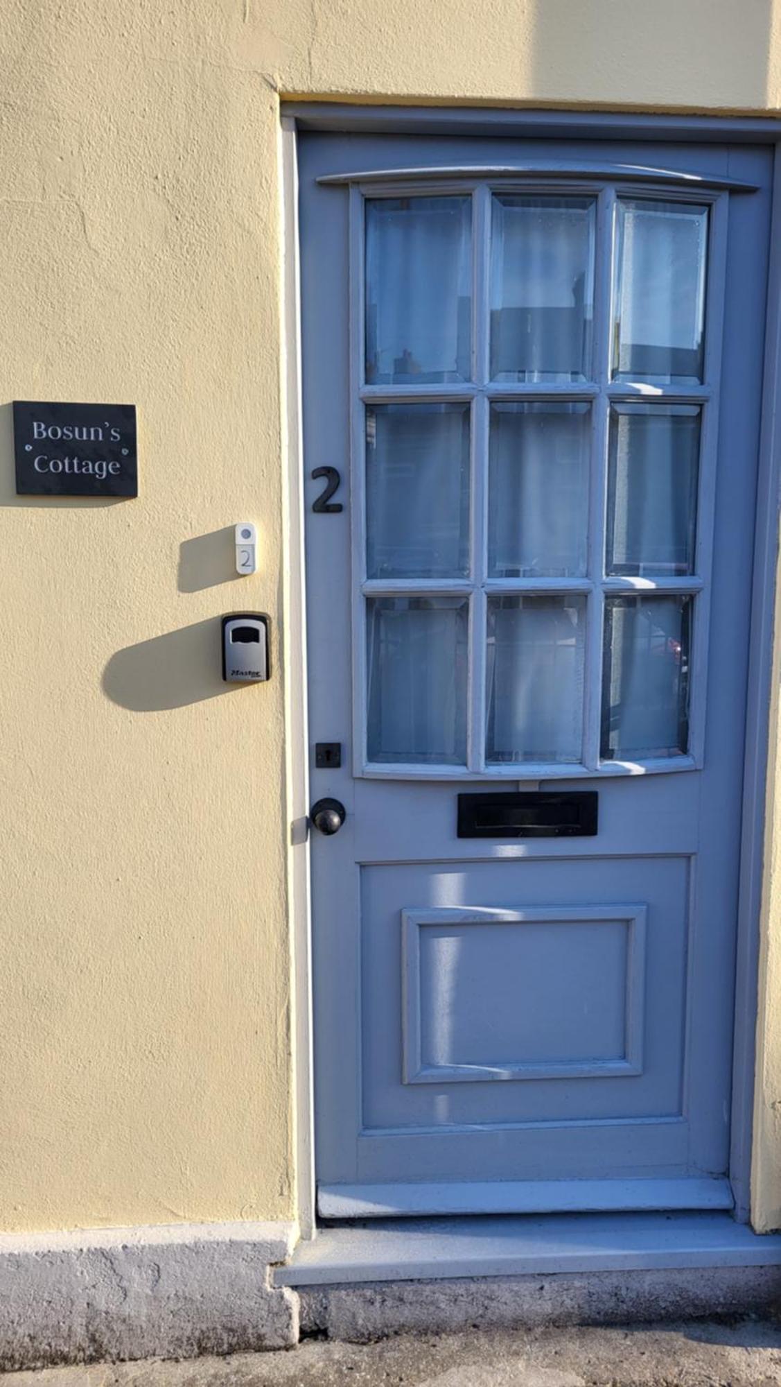 Bosun'S Cottage Luxury Stay In The Heart Of Town 웨이머스만 외부 사진