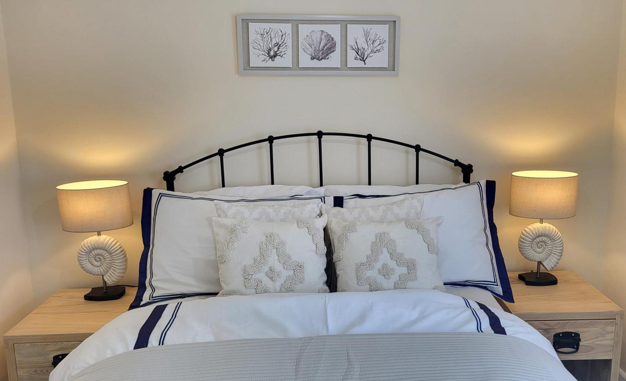 Bosun'S Cottage Luxury Stay In The Heart Of Town 웨이머스만 외부 사진